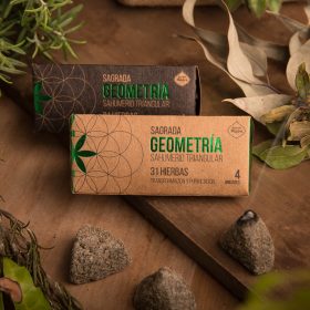   Sagrada Madre-Triangular 31 Herbs 31 Gyógynövény Füstölő Háromszög