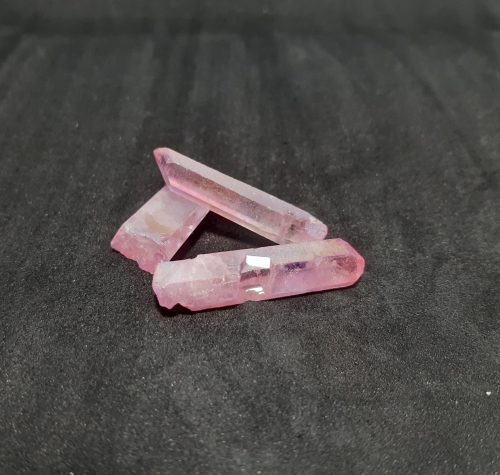 Aura kvarc csúcs: pink